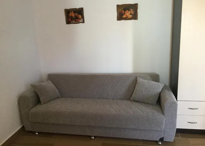 Kk Fafa * Golem (Tirana)