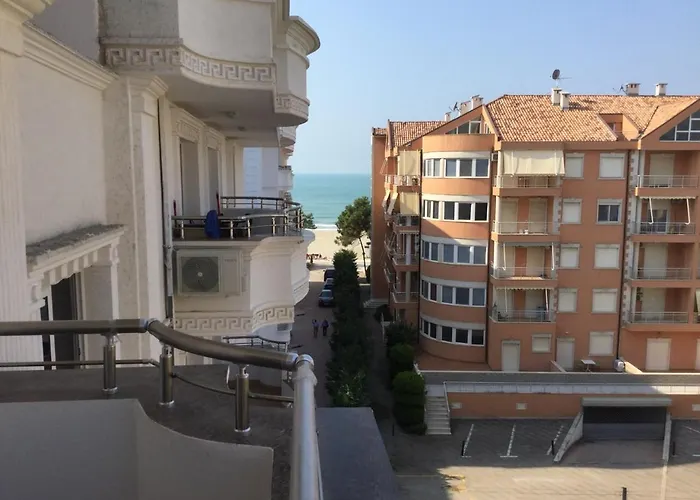 Lägenhet Kk Fafa Golem (Tirana)